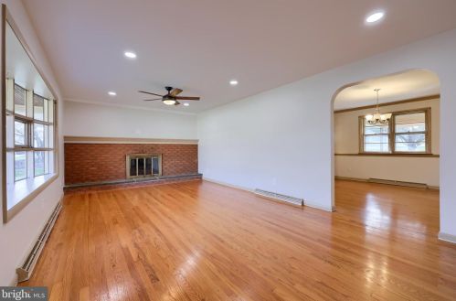 34 Corry Ave, Lancaster PA 17601-3933 exterior