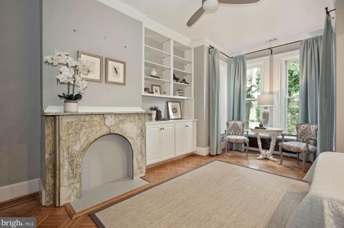 1406 Swann St, Washington DC  20009-3904 exterior