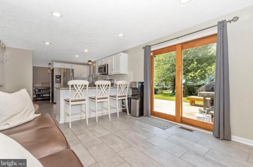 1101 Windmill Ln, Silver Spring MD 20905-6041 exterior