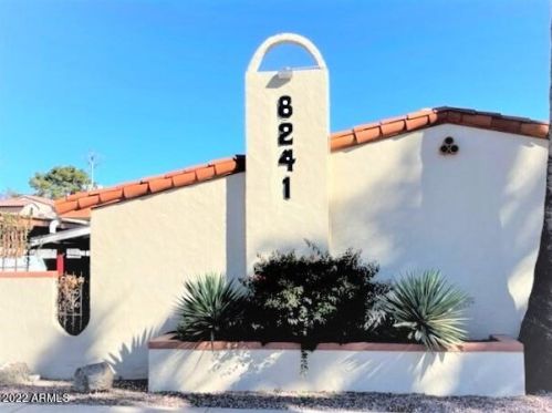 8241 Central Ave, Phoenix AZ 85020-3561 exterior
