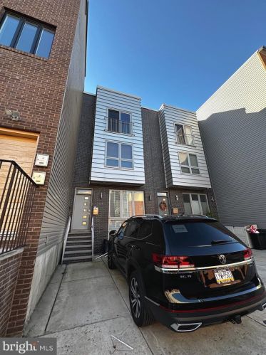 934 Marshall St, Philadelphia PA  19123-1307 exterior