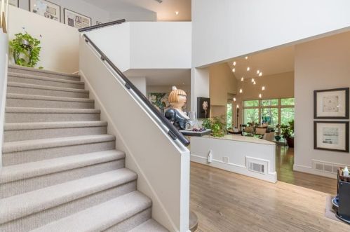 55 Finch Frst Trl, Atlanta GA 30327-4576 exterior