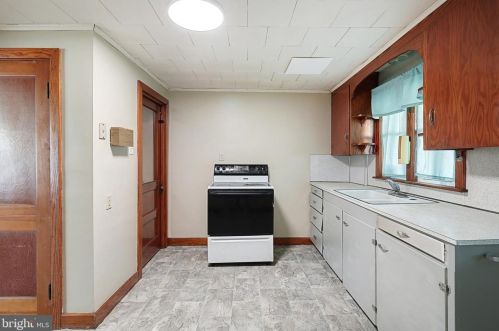 113 Maple Ave, Hanover PA 17331-4625 exterior