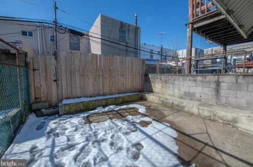 2228 13 St, Philadelphia PA 19133-1009 exterior