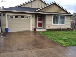 6446 137 Ave, Portland OR  97236-7234 exterior