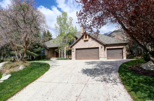 11925 Brookglen Dr, Sandy, UT 84092-7151