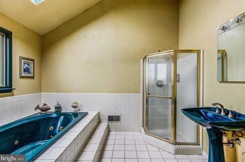 1790 Creamery Rd, Quakertown PA 18951-5518 exterior