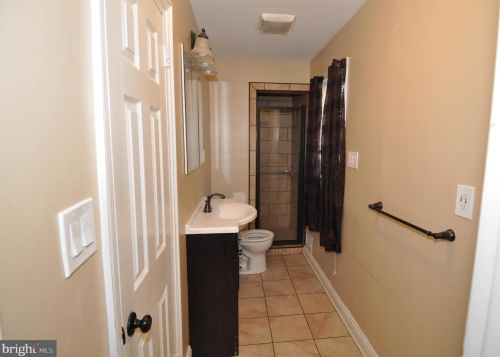 1169 Lower Fry Rd, Trenton NJ 08618-1828 exterior