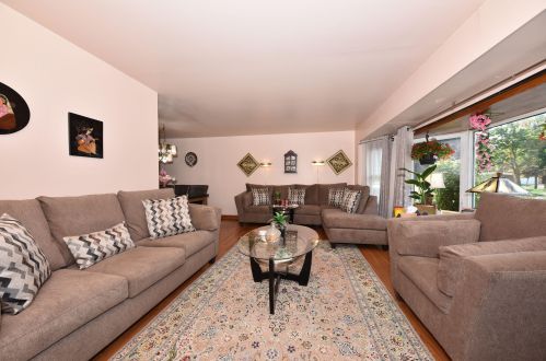 11014 Derby Ave, Milwaukee WI 53225-4452 exterior