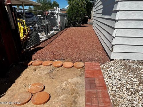 641 Calle Castile, Tucson AZ  85756-6405 exterior