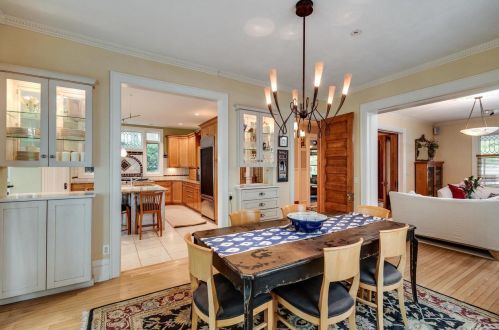 746 Gorham St, Madison WI 53703-1521 exterior