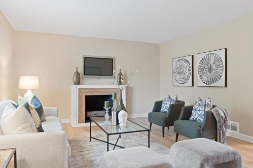 1062 Groby Rd, Saint Louis MO  63130-2015 exterior