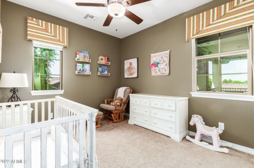 150 Horseshoe Dr, Chandler AZ 85249-4276 exterior