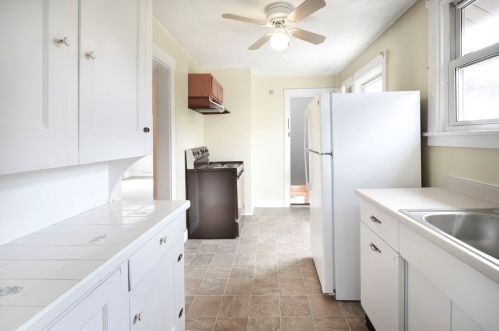 849 6th Ave, Moon Twp PA  15108-1566 exterior