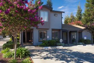 140 Minnesota Ave, Turlock CA  95382-1754 exterior