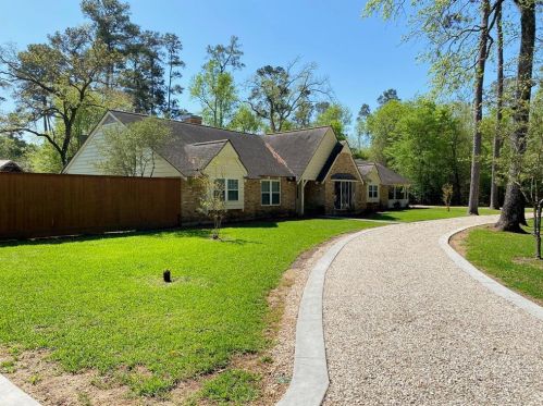 1002 Bonnie Gln, Humble, TX 77339-3402