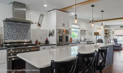 1231 Fleming Ave, Point Pleasant Beach NJ 08742-4040 exterior