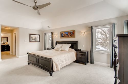 252 Grantley Ave, Elmhurst IL 60126-2237 exterior