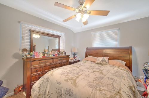 9045 Dalberg, Bellflower CA 90706-2005 exterior