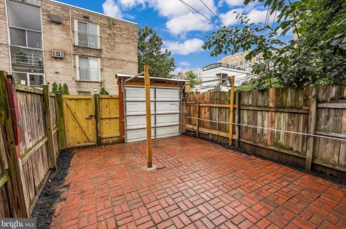 628 Q St, Washington DC 20001-3404 exterior