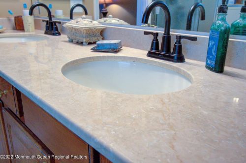 7 Cromwell Ln, Jackson Twp NJ 08527-4687 exterior