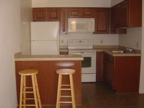 1810 Blacklidge Dr, Tucson, AZ 85719-2772