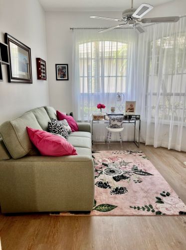 441 Fairway Lndg, Fort Pierce FL  34986-2168 exterior