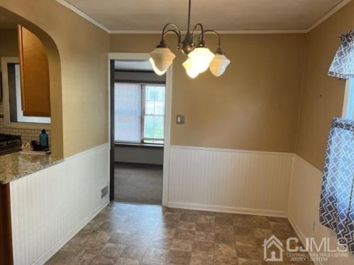 191 Jackson Ave, Edison NJ  08837-2834 exterior