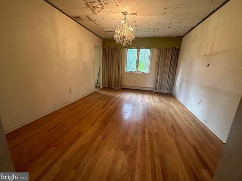 3750 Wheatsheaf Rd, Huntingdon Valley PA  19006-2810 exterior