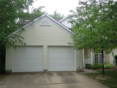 20697 Autumn Oval, Cleveland OH  44149-5859 exterior