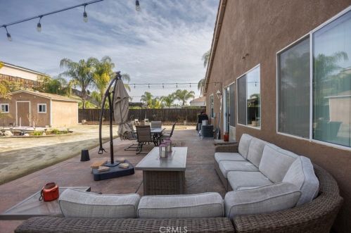 19148 Painted Rock St, Perris CA  92570-6534 exterior