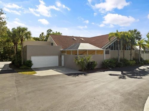 4338 Covey Cir, Naples, FL 34109-1527