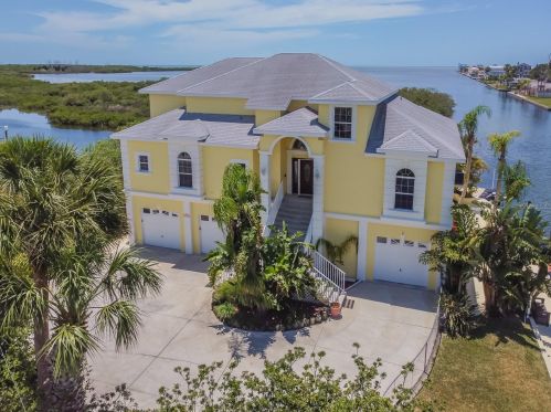 13435 Starfish Dr, Port Richey FL  34667-7606 exterior