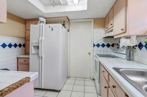 5278 Floridan Ave, Naples FL 34113-7896 exterior