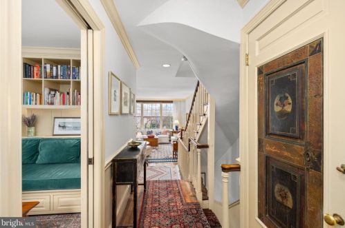 2802 N St, Washington, DC 20007-4443