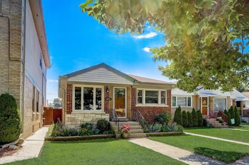 4971 Major Ave, Chicago, IL 60630-4604