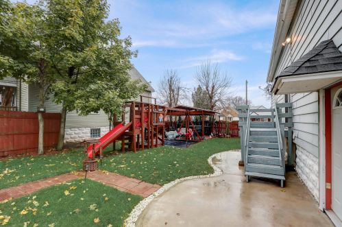 3428 16th St, Milwaukee, WI 53206-2339