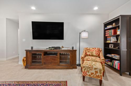 6720 11th St, Phoenix AZ  85014-1028 exterior