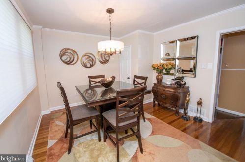 3255 Maple Rd, Huntingdon Valley PA exterior