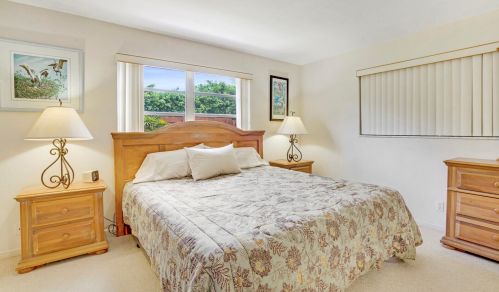 320 3 Ct, Boca Raton FL 33432-4032 exterior