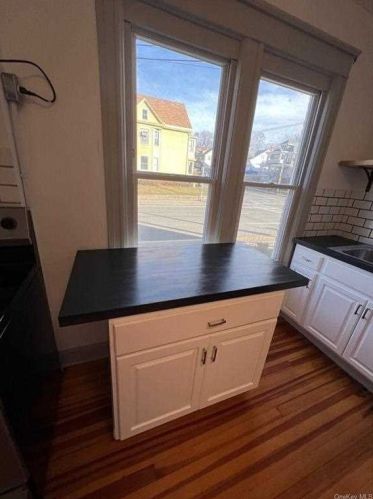 18 Innis Ave, Poughkeepsie NY  12601-3703 exterior