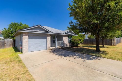 501 Colonial Park Blvd, Austin TX  78745-1787 exterior