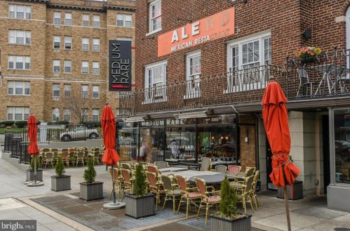 2710 Macomb St, Washington DC  20008-5067 exterior