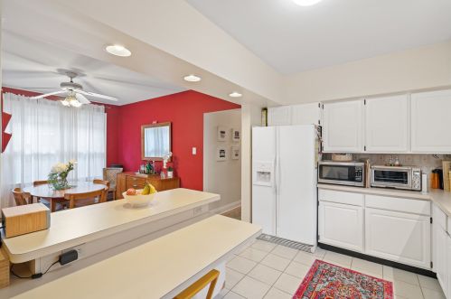 3448 Ridgeway Ave, Chicago IL 60659-1117 exterior