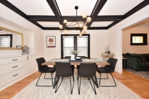 2210 Oklahoma Ave, Milwaukee WI  53207-2924 exterior