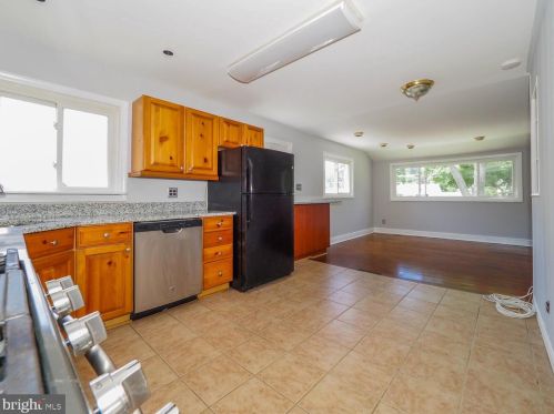 12705 Hathaway Dr, Silver Spring MD 20906-4076 exterior