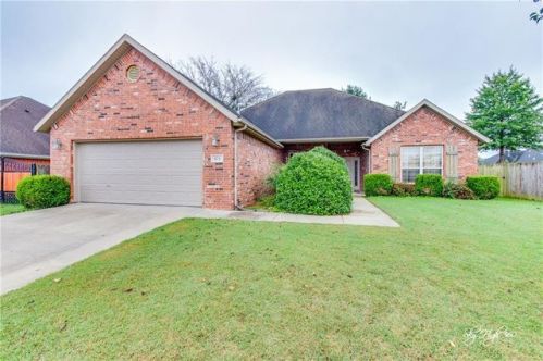 659 Odyssey Ave, Springdale, AR 72764-6260