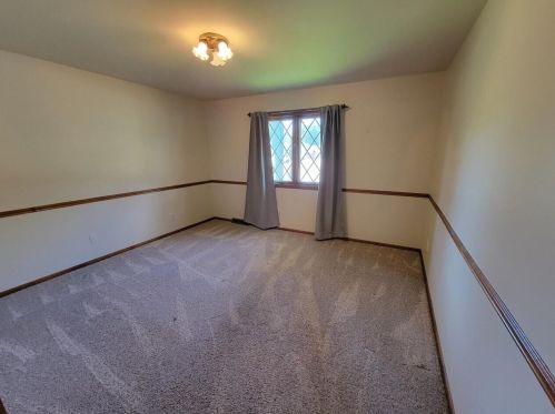 5917 Leisure South Dr, Grand Rapids MI 49548-6857 exterior