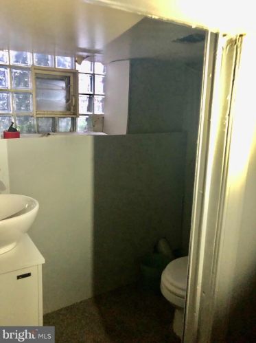 5817 Ditman St, Philadelphia PA 19135-2221 exterior