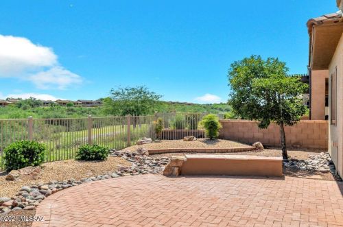 1831 Placita Canoa Azul, Green Valley AZ 85622-8079 exterior